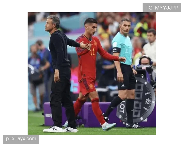 恩里克战术革新：打造持续竞争力与球队表现跃升的关键路径