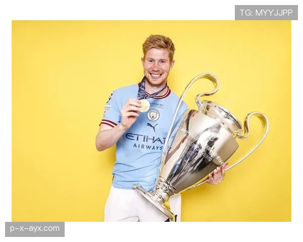 德布劳内曼城王朝核心作用解析:战术体系中的不可替代性 德布劳内曼城王朝核心作用解析:战术体系中的不可替代性